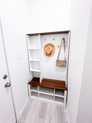 2516 Avenue M, Galveston, TX 77550