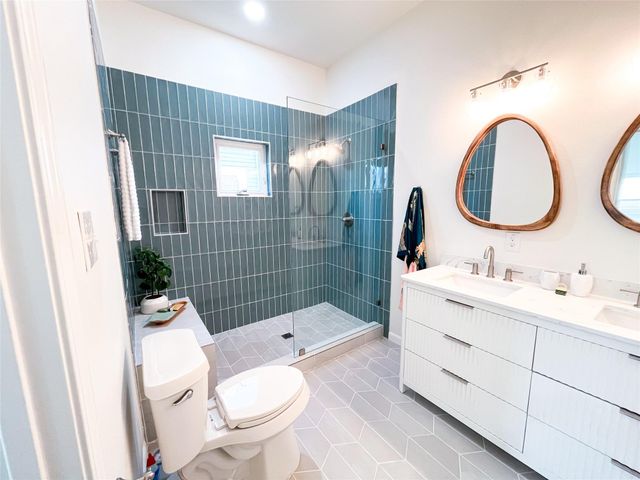 2516 Avenue M, Galveston, TX 77550