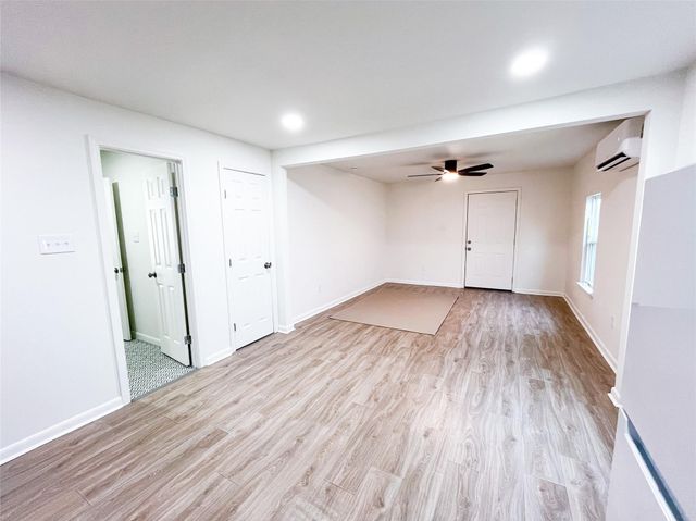 2516 Avenue M, Galveston, TX 77550