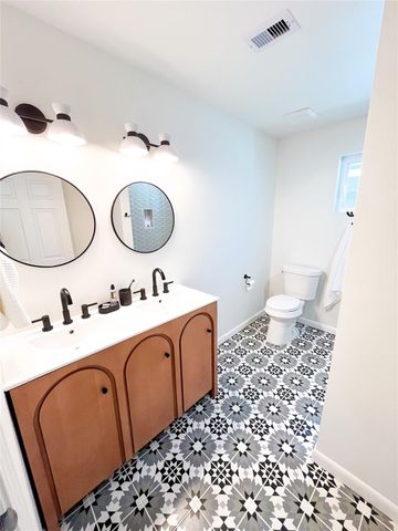 2516 Avenue M, Galveston, TX 77550