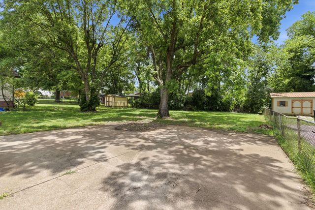 731 Rowan Dr, Nashville, TN 37207