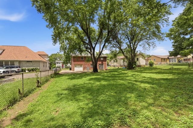 731 Rowan Dr, Nashville, TN 37207