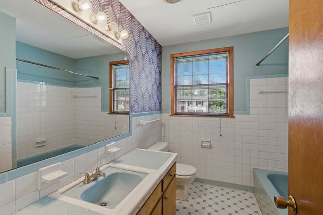731 Rowan Dr, Nashville, TN 37207