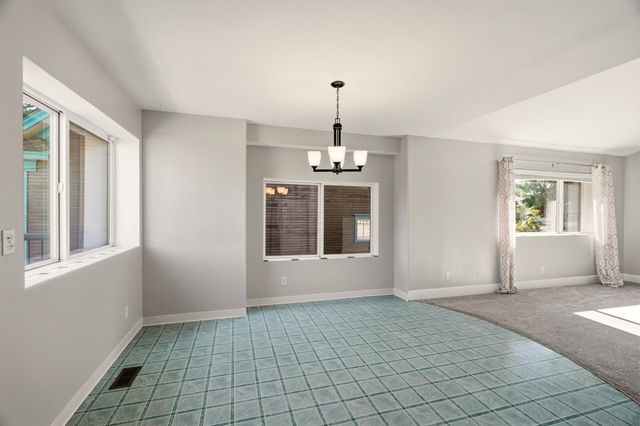 1208 W Spofford Ave, Spokane, WA 99205