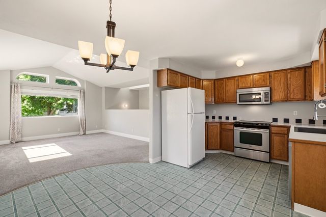 1208 W Spofford Ave, Spokane, WA 99205