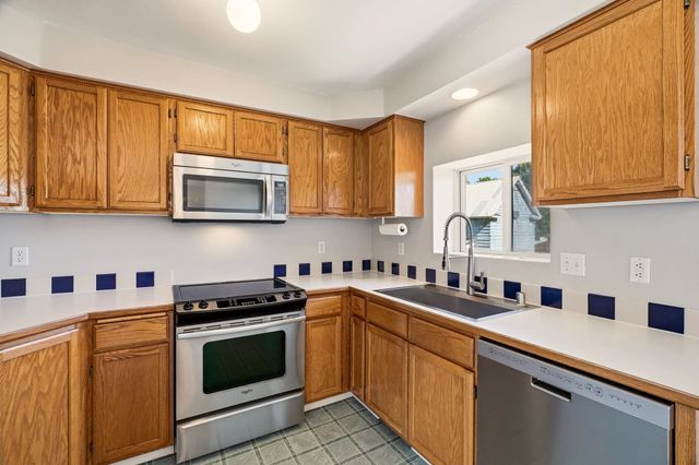 1208 W Spofford Ave, Spokane, WA 99205