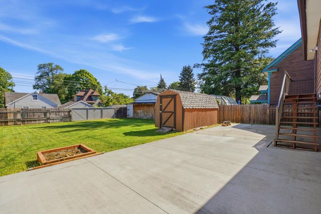 1208 W Spofford Ave, Spokane, WA 99205