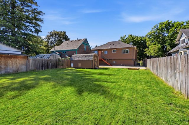 1208 W Spofford Ave, Spokane, WA 99205