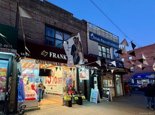 94-17 Roosevelt Avenue, Jackson Heights, NY 11372