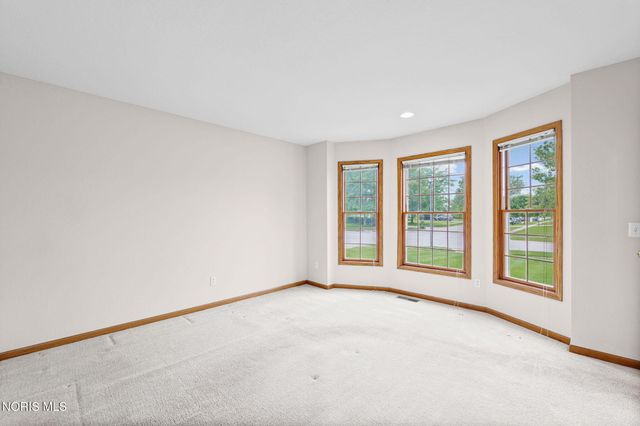 1967 Hamilton Drive, Perrysburg, OH 43551