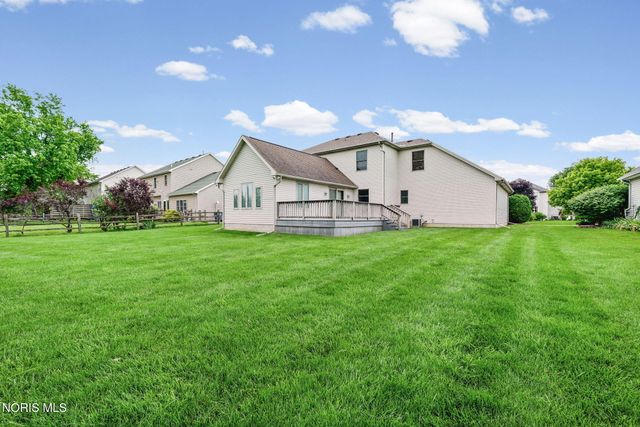 1967 Hamilton Drive, Perrysburg, OH 43551