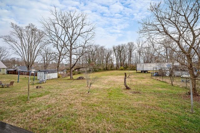 152 Hill Ave, Cookeville, TN 38501