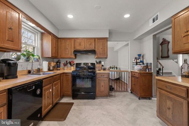 18568 CAPE JASMINE WAY, Gaithersburg, MD 20879