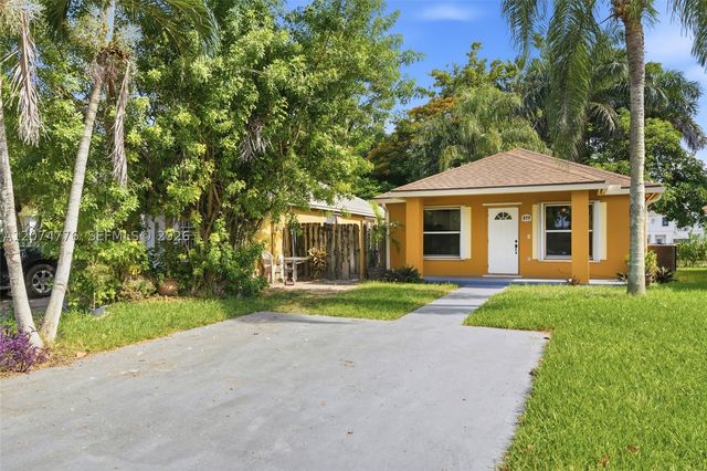 879 SW 10th St 0, Florida City, FL 33034