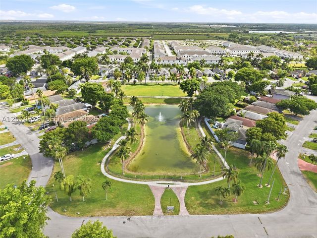 879 SW 10th St 0, Florida City, FL 33034