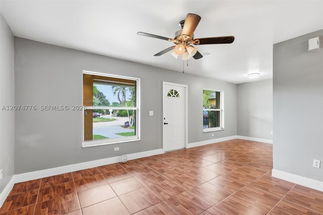 879 SW 10th St 0, Florida City, FL 33034