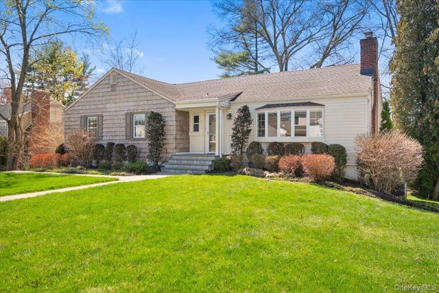 33 Wilmot Circle, Scarsdale, NY 10583