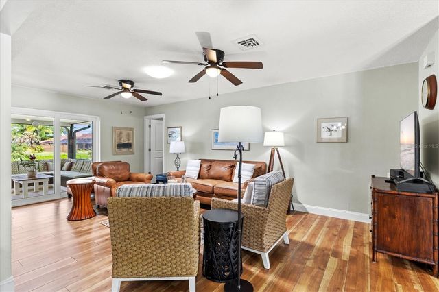 1147 SLEEPY HOLLOW COURT, Venice, FL 34285