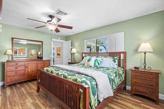 1147 SLEEPY HOLLOW COURT, Venice, FL 34285