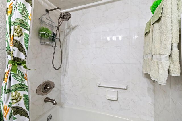 1147 SLEEPY HOLLOW COURT, Venice, FL 34285