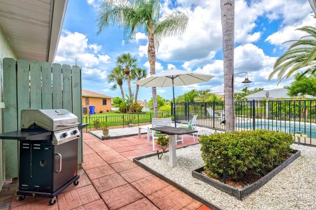 1147 SLEEPY HOLLOW COURT, Venice, FL 34285