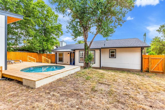 5106 Lambs LN, Austin, TX 78744