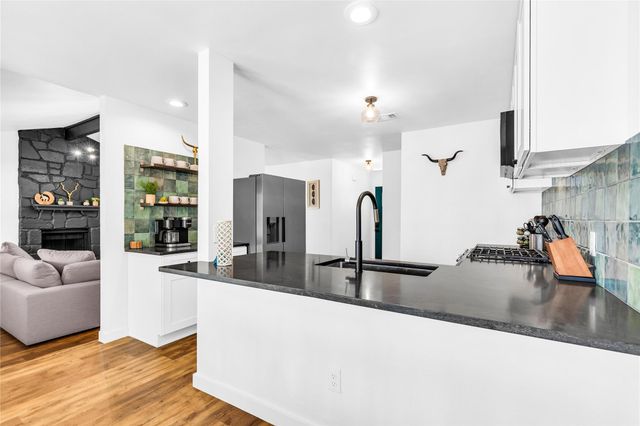 5106 Lambs LN, Austin, TX 78744