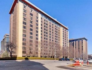 600 E 8th Street 12N, Kansas City, MO 64106