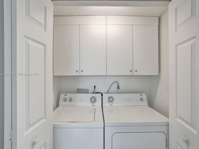 105 Lake Emerald Dr 508, Oakland Park, FL 33309
