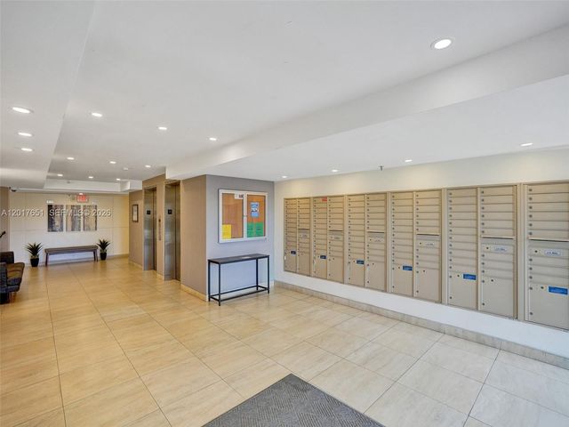 105 Lake Emerald Dr 508, Oakland Park, FL 33309