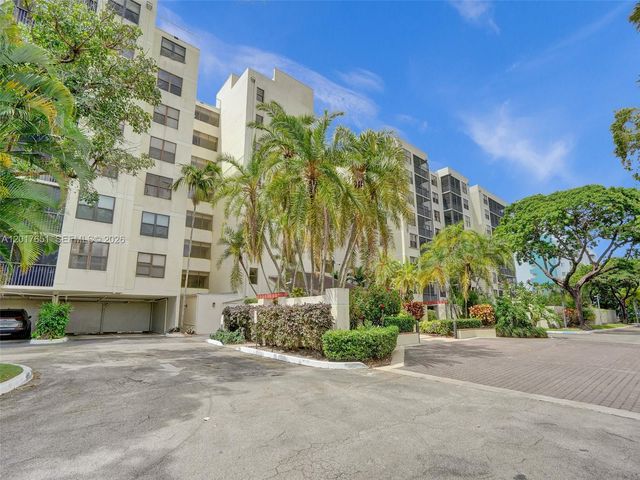 105 Lake Emerald Dr 508, Oakland Park, FL 33309