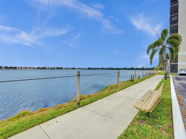 105 Lake Emerald Dr 508, Oakland Park, FL 33309