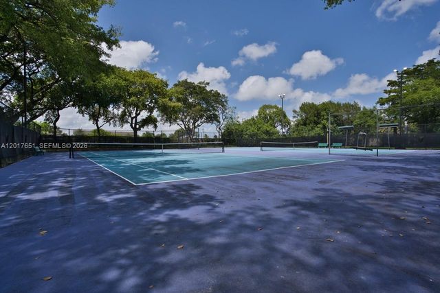 105 Lake Emerald Dr 508, Oakland Park, FL 33309