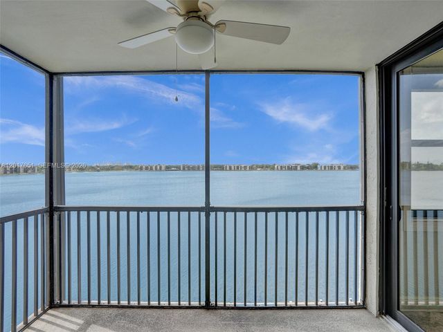 105 Lake Emerald Dr 508, Oakland Park, FL 33309