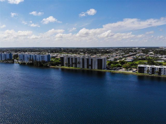 105 Lake Emerald Dr 508, Oakland Park, FL 33309