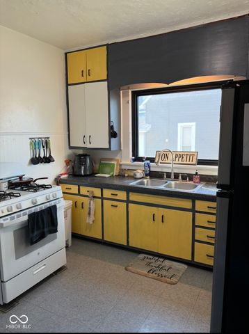 2915 E Lynn Street, Anderson, IN 46016