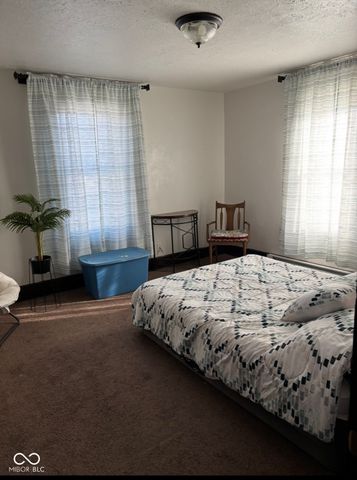 2915 E Lynn Street, Anderson, IN 46016