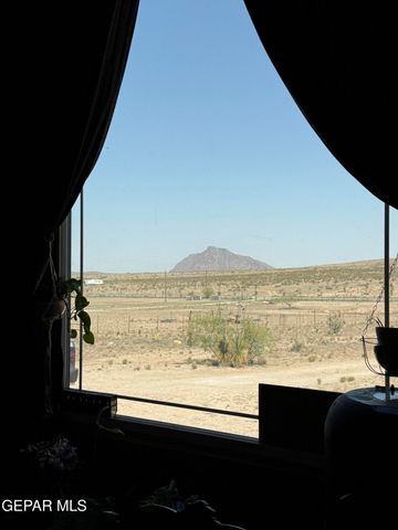 19610 Gary Lee Avenue, El Paso, TX 79938