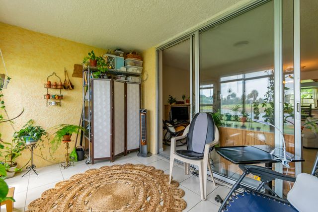 7608 NW 18th Street 108, Margate, FL 33063
