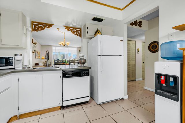 7608 NW 18th Street 108, Margate, FL 33063