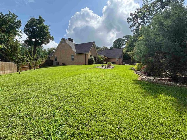3 Lindsey Ln., Longview, TX 75601