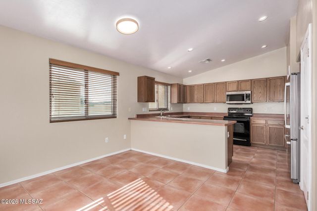 13729 E Windswept Way, Vail, AZ 85641