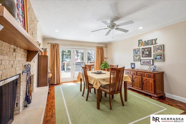 2925 Kucera Drive, Lincoln, NE 68502