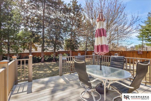 2925 Kucera Drive, Lincoln, NE 68502