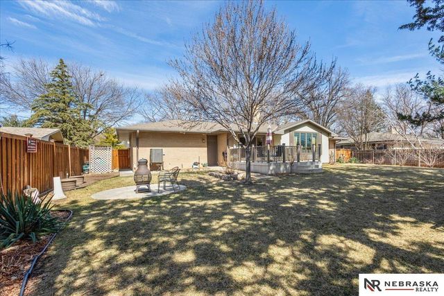 2925 Kucera Drive, Lincoln, NE 68502