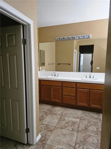 14354 Wolfhound, Eastvale, CA 92880