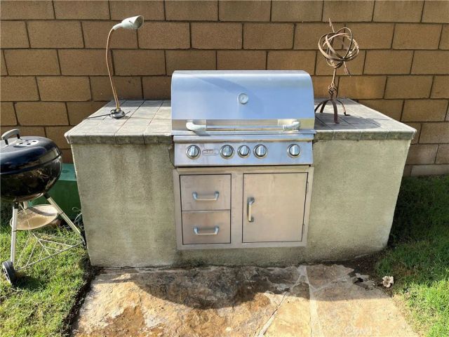 14354 Wolfhound, Eastvale, CA 92880