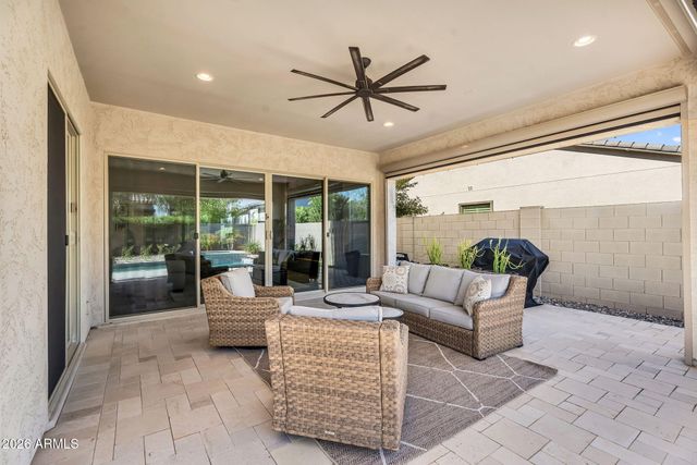 22933 E CAMACHO Road, Queen Creek, AZ 85142