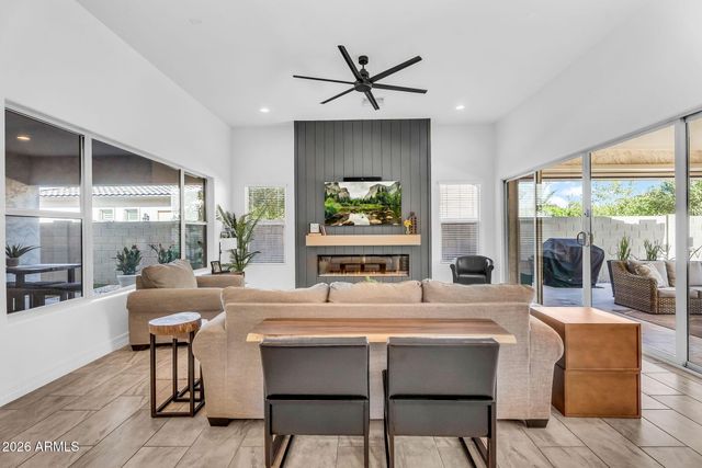 22933 E CAMACHO Road, Queen Creek, AZ 85142