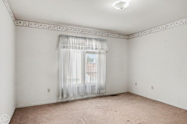 35914 Fierimonte Drive, Clinton Twp, MI 48035